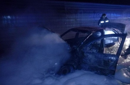 Свежие новости: ВИДЕО: Ночью в Николаеве сгорело такси — таксист едва успел выскочить