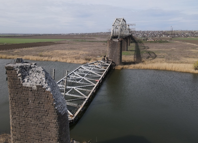 Свежие новости: Вознесенські депутати просять присвоїти місту відзнаку «Місто-герой України»