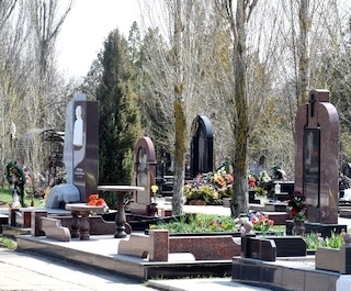 Свежие новости: У неділю в Миколаєві організують підвіз до цвинтарів: маршрути