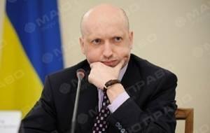 Свежие новости: Турчинов задекларировал $735 тыс. наличных - при зарплате в 200 тыс. грн