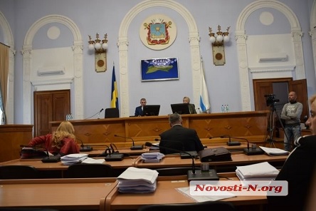 Фото новости: В Николаеве не смогли даже внести вопрос о «формуле Штанмайера» на сессию Свежие новости: В Николаеве не смогли даже внести вопрос о «формуле Штанмайера» на сессию