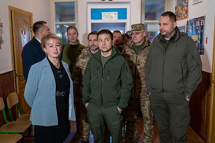 Свежие новости: «Эти люди были настроены на негатив», – советник Зеленского о встрече Президента в Золотом с экс-участниками АТО