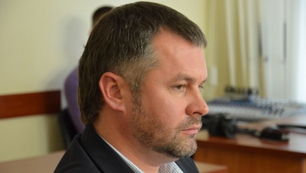 Свежие новости: В Николаевском облсовете заслушали доклад представителя Службы автомобильных дорог