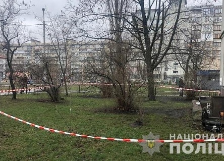 Свежие новости: У Києві у підвалі житлового будинку знайшли тіла трьох чоловіків