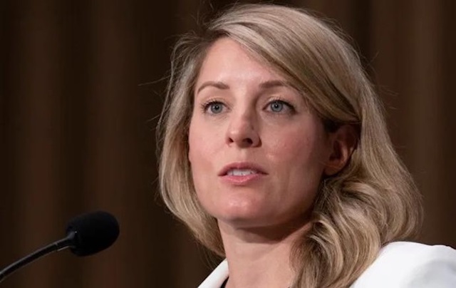 Свежие новости: В Украину прибудет глава МИД Канады