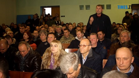 Свежие новости: ВІДЕО: Як фермери Бердичівщини вчили нардепа землю «продавати»