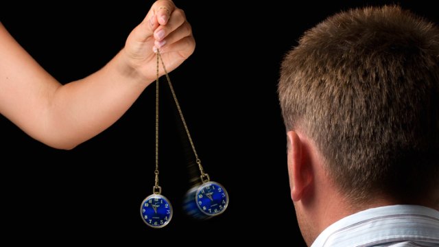 Свежие новости: Удачный «развод» с помощью гипноза в Николаеве