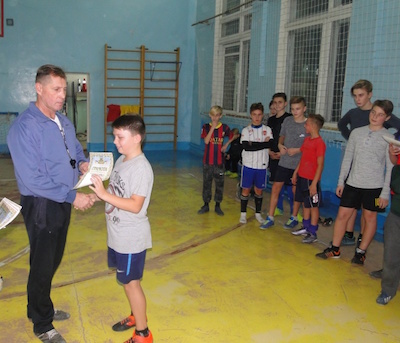 Свежие новости: Южноукраїнськ. Відбувся турнір з міні - футболу, присвячений Всесвітньому Дню дітей