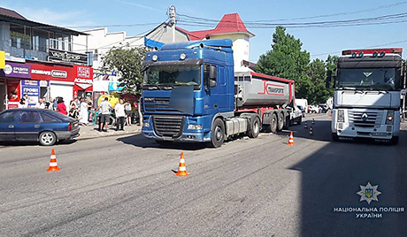 Свежие новости: В Вознесенске грузовик на пешеходном переходе насмерть сбил женщину