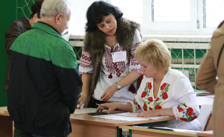 Свежие новости: ЦИК зарегистрировала 700 международных наблюдателей на выборах президента Украины