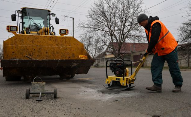 Свежие новости: В Україні до травня відремонтують всі основні дороги, - Свириденко