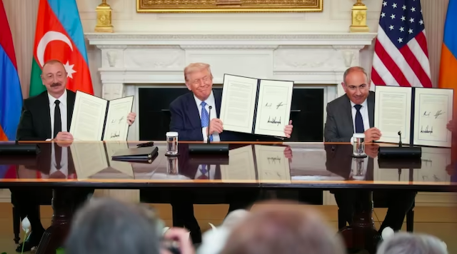 Свежие новости: Вірменія та Азербайджан підписали мирну угоду у Вашингтоні