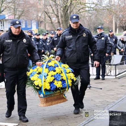 Свежие новости: Йому було лише 21: у Вознесенську відкрили меморіальну дошку поліцейському (фото)