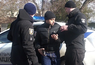 Свежие новости: В Николаеве судья ушла принимать решение по админпротоколу на скандального Казимирова за вождение под «кайфом»