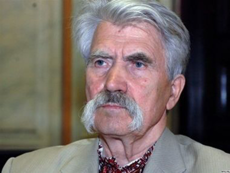 Свежие новости: Левко Лукьяненко попал в реанимацию