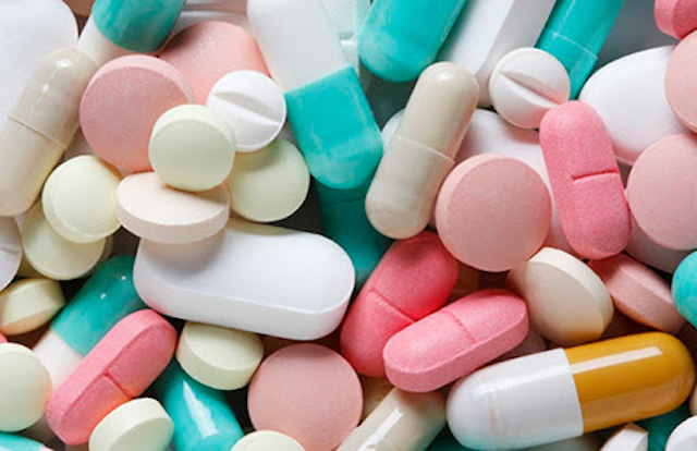 Свежие новости: Аптечна асоціація України після попереджень Президента Зеленського погодилась знизити ціни на ліки