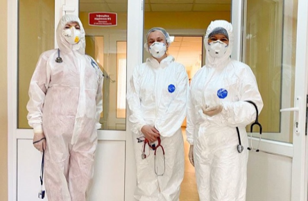 Фото новости: Лекарства от ВИЧ, малярии и артрита. Чем будут лечить украинцев от коронавируса по новому протоколу МОЗ и сколько это стоит Свежие новости: Лекарства от ВИЧ, малярии и артрита. Чем будут лечить украинцев от коронавируса по новому протоколу МОЗ и сколько это стоит