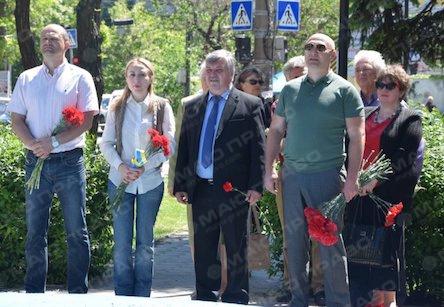 Свежие новости: В Николаеве почтили память жертв голодоморов и политических репрессий