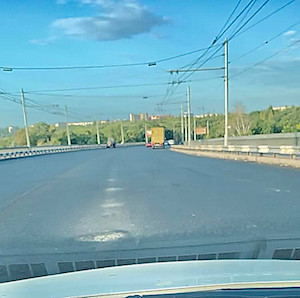 Фото новости: В Николаеве образовались ямы на недавно отремонтированном покрытии Свежие новости: В Николаеве образовались ямы на недавно отремонтированном покрытии