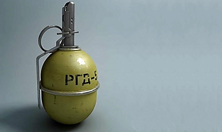 Фото новости: Николаевскому морпеху, который на остановке в Кривом Роге бросил гранату в мужчину, дали четыре года тюрьмы Свежие новости: Николаевскому морпеху, который на остановке в Кривом Роге бросил гранату в мужчину, дали четыре года тюрьмы