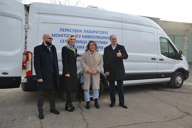 Свежие новости: В Николаев привезли передвижную лабораторию для исследований окружающей среды