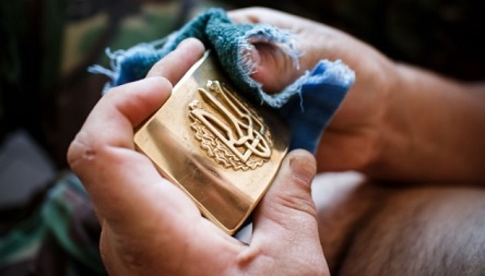 Свежие новости: Під час обстрілу на Донбасі загинув український боєць