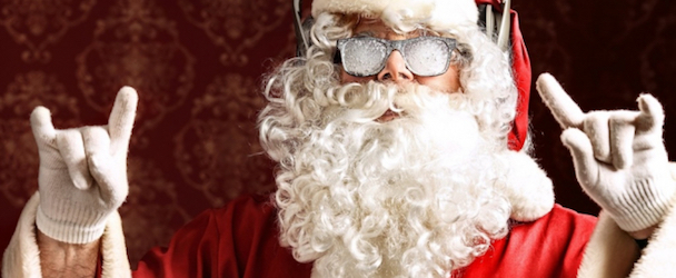 Свежие новости: В центре Одессы на глазах у детей подрались два Деда Мороза (видео)