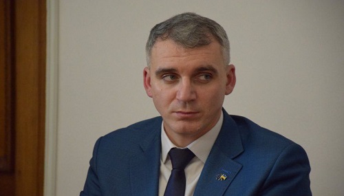 Свежие новости: Сенкевича просят уйти в отставку из-за коррупционных скандалов