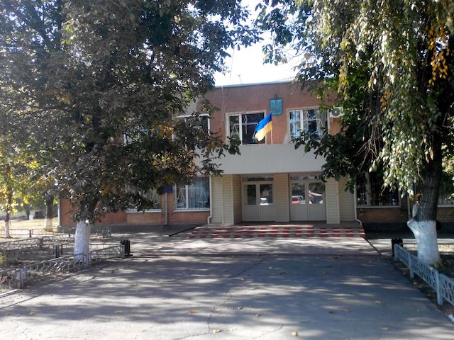 Фото новости: Суд Первомайська не відповідає вимогам мовного закону — Омбудсмен Кремінь звернувся до Зеленського Свежие новости: Суд Первомайська не відповідає вимогам мовного закону — Омбудсмен Кремінь звернувся до Зеленського