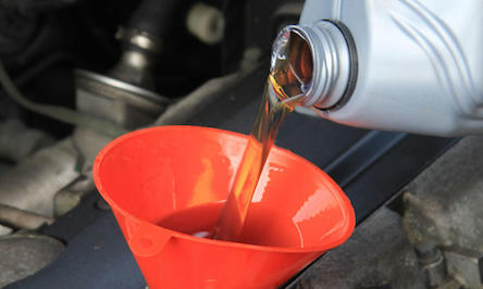 Свежие новости: Тракторист на господарстві депутата Єланецької райради злив дизельне пальне — йому дали іспитовий термін