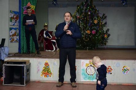 Свежие новости: Віталій Луков привітав жителів мікрорайону Пряме з Новим Роком!