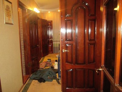 Свежие новости: В Первомайске неизвестные в масках напали на семью предпринимателя