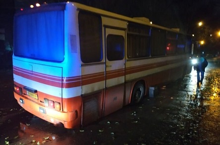 Свежие новости: В центре Николаева провалился автобус