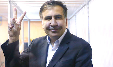 Фото новости: Саакашвили объяснил, как оплачивает пентхаус в Киеве Свежие новости: Саакашвили объяснил, как оплачивает пентхаус в Киеве