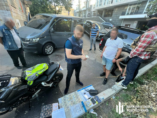 Свежие новости: ДБР затримало одного з підлеглих Кличко за систематичний «збір данини» з перевізників