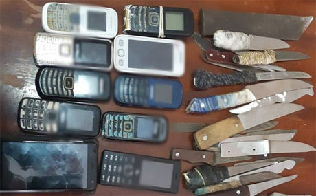 Фото новости: В исправительной колонии под Южноукраинском во время общего обыска у осужденных изъяли 28 заточек Свежие новости: В исправительной колонии под Южноукраинском во время общего обыска у осужденных изъяли 28 заточек