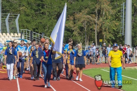 Свежие новости: Фоторепортаж: В Николаеве открыли стадион в парке Победы