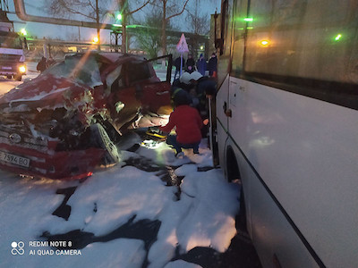 Свежие новости: В Южноукраинске столкнулись автомобиль и автобус