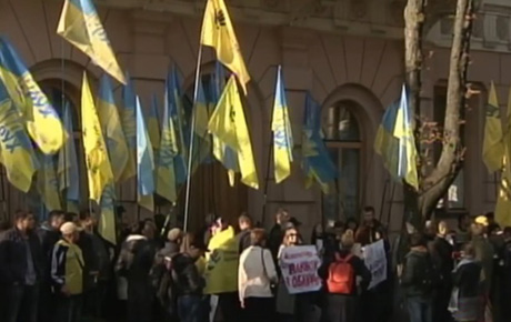 Свежие новости: Под Радой активисты требуют принять закон о выборах