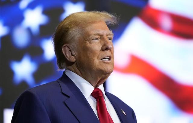 Свежие новости: Трамп: США на переговорах порушують питання 