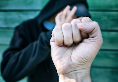 Свежие новости: В Снигиревки двое жителей за нанесение телесных повреждений предстанут перед судом