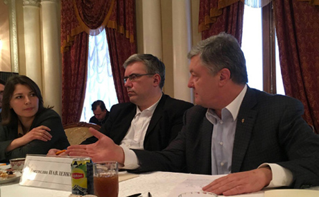 Фото новости: Порошенко хочет перезагрузки НАПК и САП, а силовиков лишить некоторых функций Свежие новости: Порошенко хочет перезагрузки НАПК и САП, а силовиков лишить некоторых функций