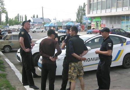 Свежие новости: В Николаеве двое пьяных военных открыли стрельбу на центральном автовокзале