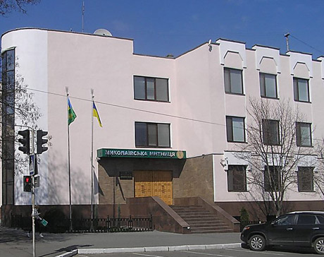 Свежие новости: Фермерские хозяйства четырех областей рискуют остаться без урожая из-за проблем с растаможиванием суден с удобрениями