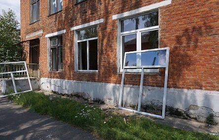 Свежие новости: На Николаевщине суд оправдал экс-начальницу районо, которую обвиняли в злоупотреблении при замене окон в школе с убытком на ₴206 тысяч