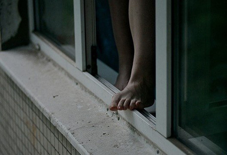 Свежие новости: В Украине за один день покончили с собой сразу пятеро подростков