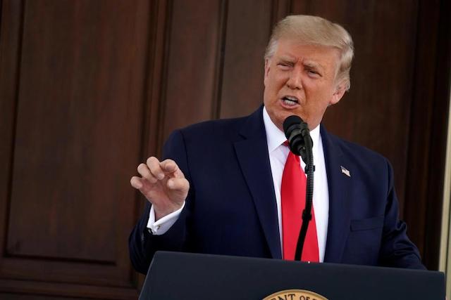 Свежие новости: У Білому домі повідомили, що радник Трампа поговорив з представником РФ про припинення вогню