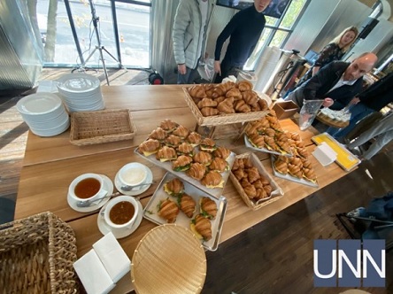 Свежие новости: Стало известно, сколько стоил фуршет во время пресс-марафона Зеленского