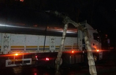 Свежие новости: В Николаеве иностранец за рулем грузовика, заблудившись, снес трубы теплотрассы