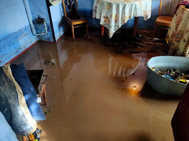 Свежие новости: Сильный ливень подтопил часть домов в селах на Николаевщине